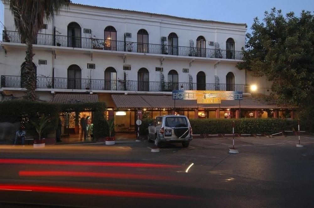 סן-לואי Hotel De La Poste מראה חיצוני תמונה